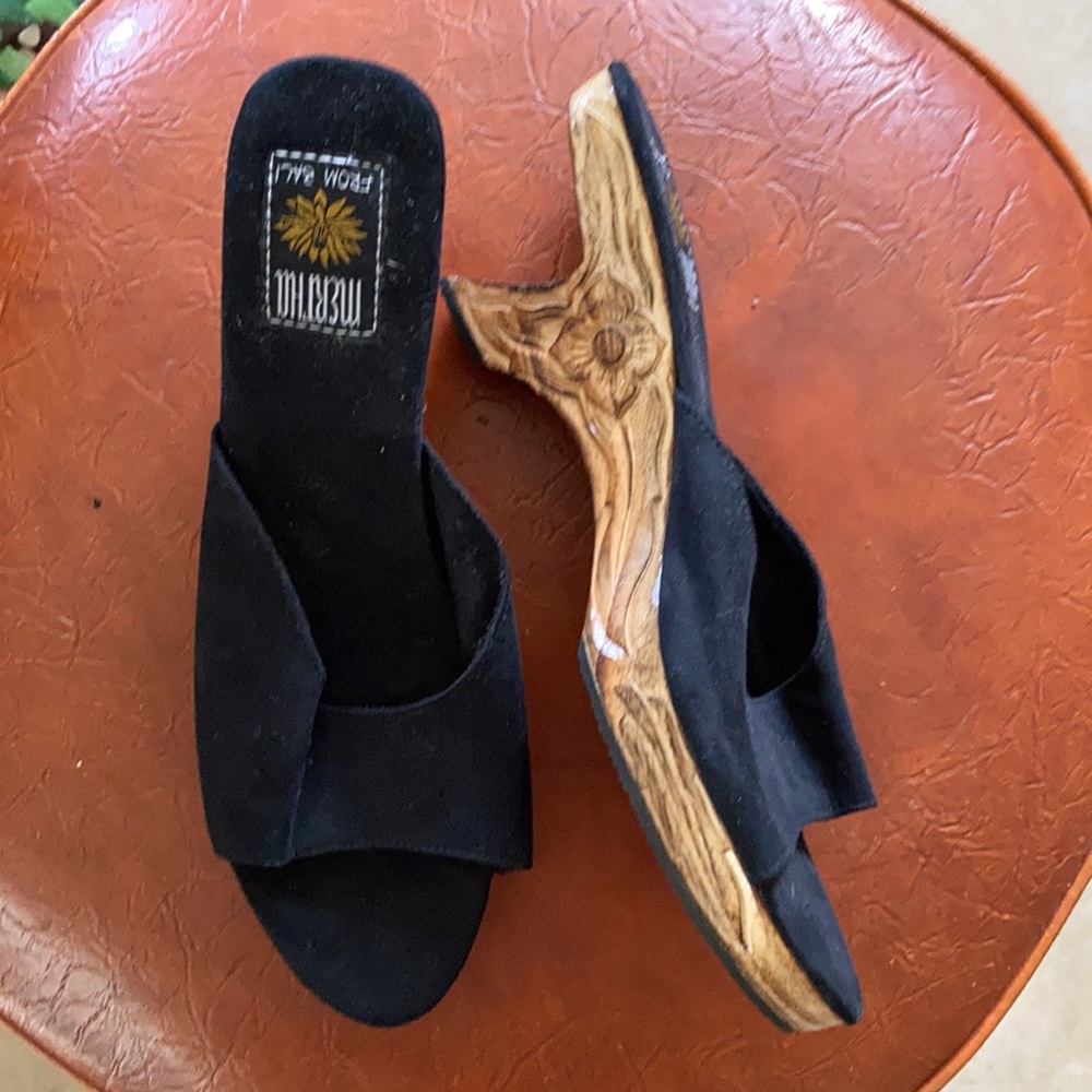 Slip on woodwork heeled shoes